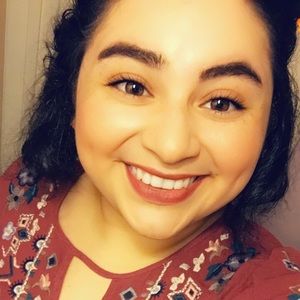 Meet your Posher, Marisol